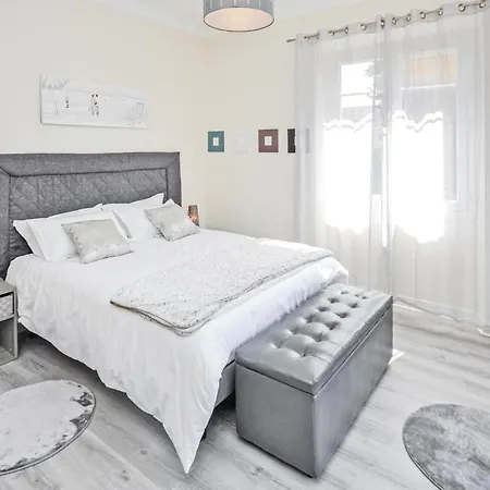 Lovely In With Kitchen Apartment Cannes